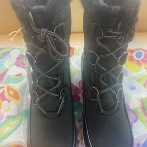 Jambu Black Winter Boots with Fur Lining